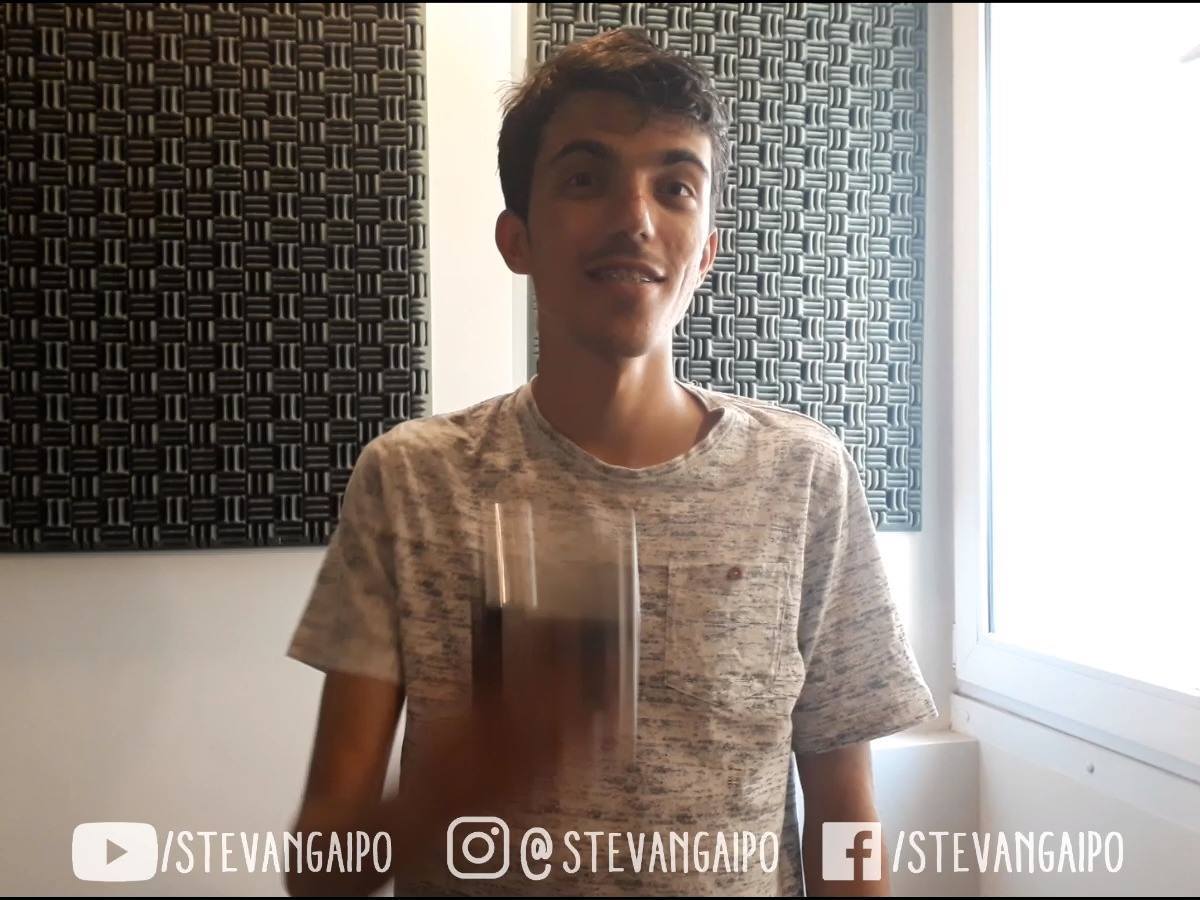 Conheça o revolucionário gravador de fita cassete