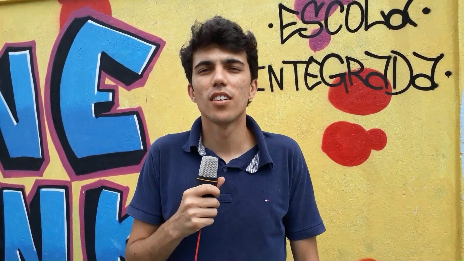 Enquanto o Luciano Huck reforma carro, eu que sou pobre reformo as bicicletas das pessoas