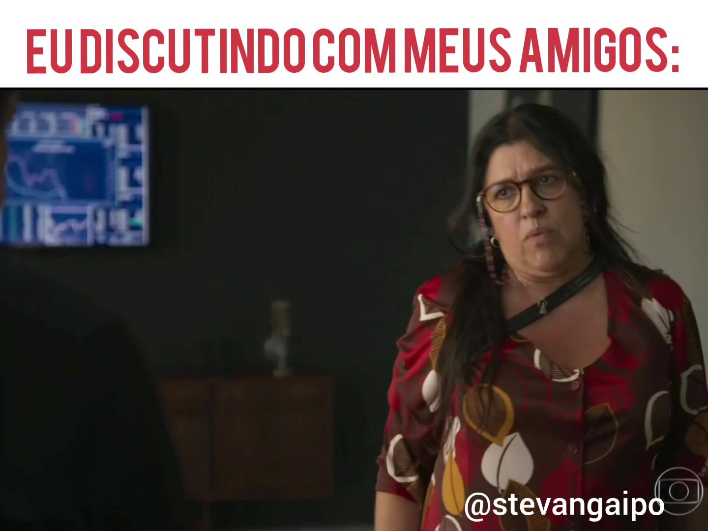 Eu discutindo com meus amigos