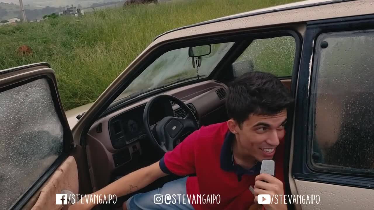 Um Verona com todos os items que um carro de pobre deve ter